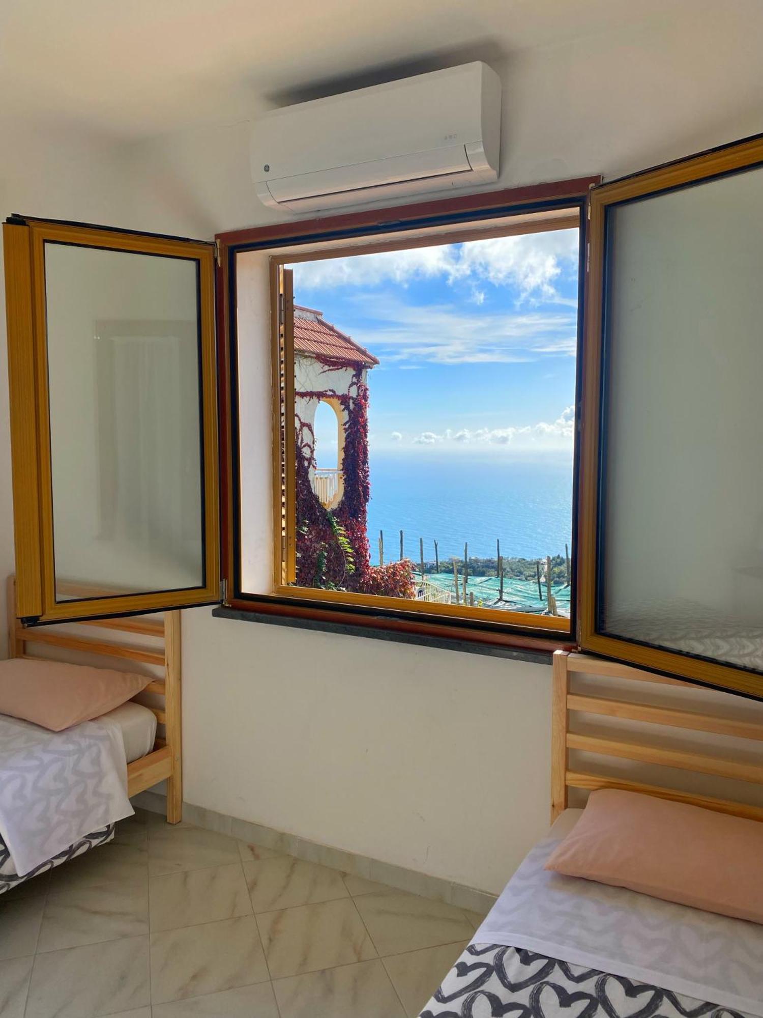 Villa Mariel Suites & Apartment マッサ・ルブレンセ エクステリア 写真