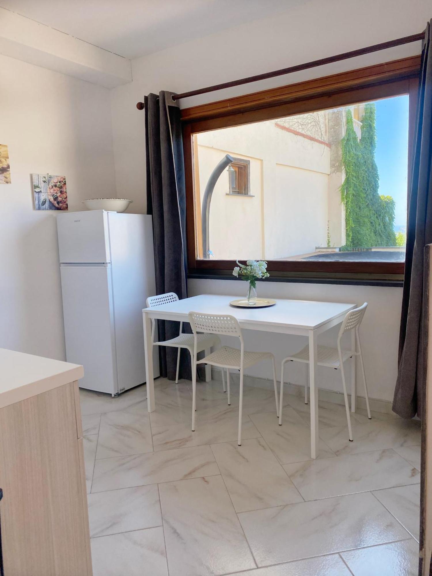 Villa Mariel Suites & Apartment マッサ・ルブレンセ エクステリア 写真